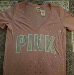 VS Pink V-Neck Campus Tee
